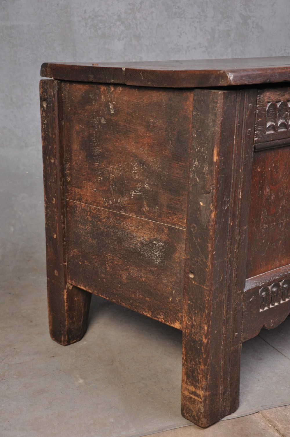 16th Century Oak Coffer View VIII
