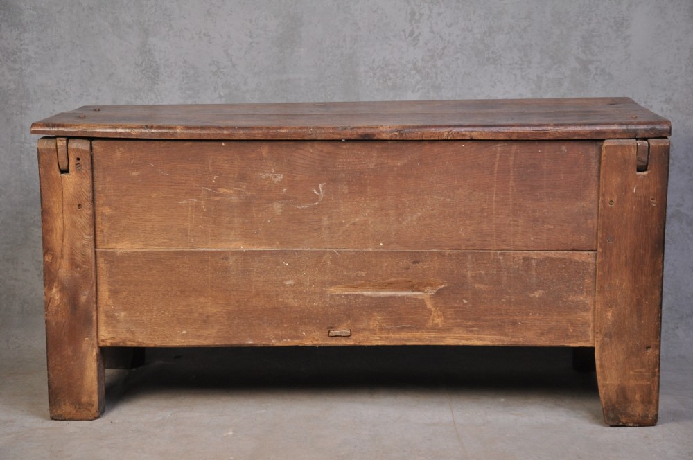 16th Century Oak Coffer View IX