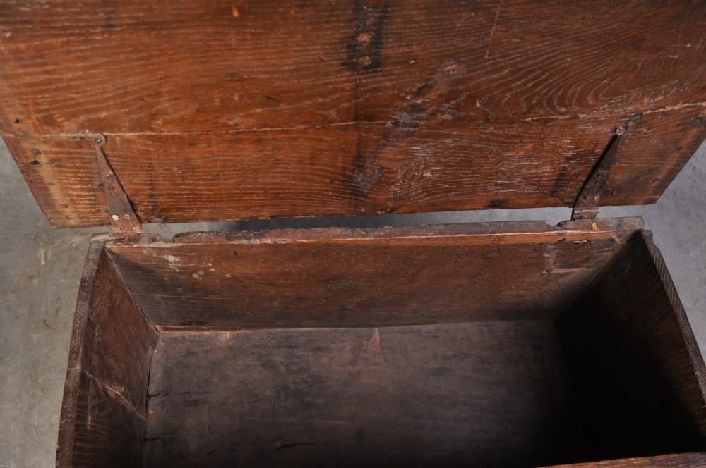 Small 17th Century Oak Plank Coffer View IV