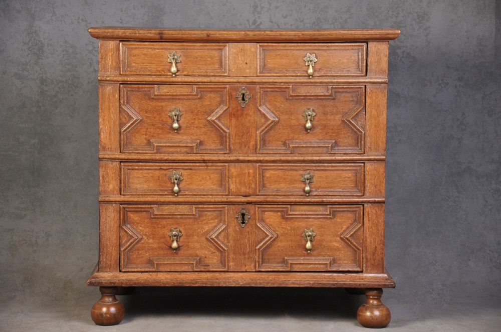 17th Century Oak Chest Of Drawers
