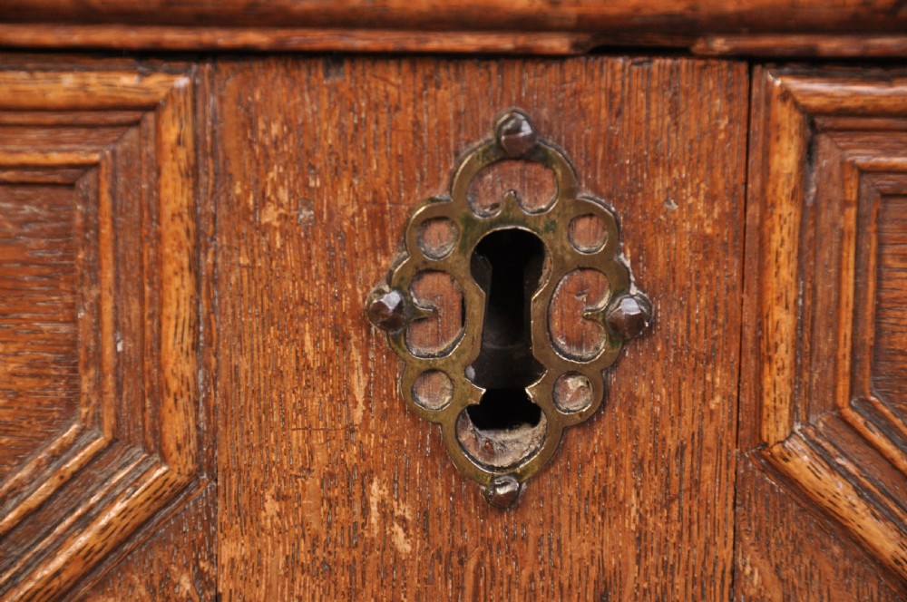 17th Century Oak Chest Of Drawers View IV