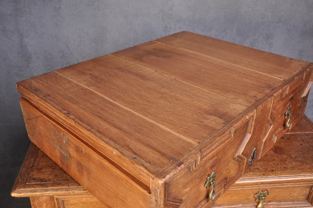 17th Century Oak Chest Of Drawers View VII