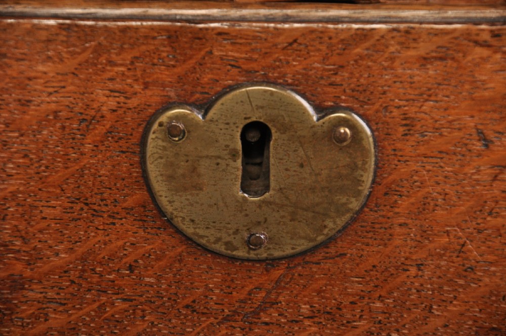 Early 18th Century Oak Bureau View XII