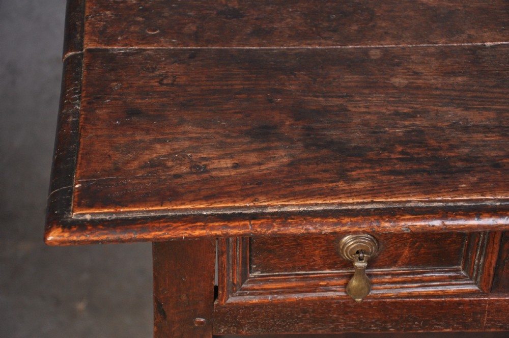 17th Century Oak side Table View IV