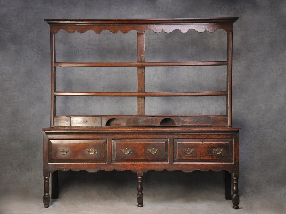 Early 18th Century Oak Dresser