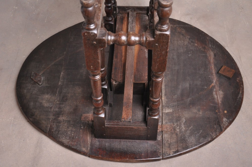 Small 17th Century Oak Gateleg Table View XI
