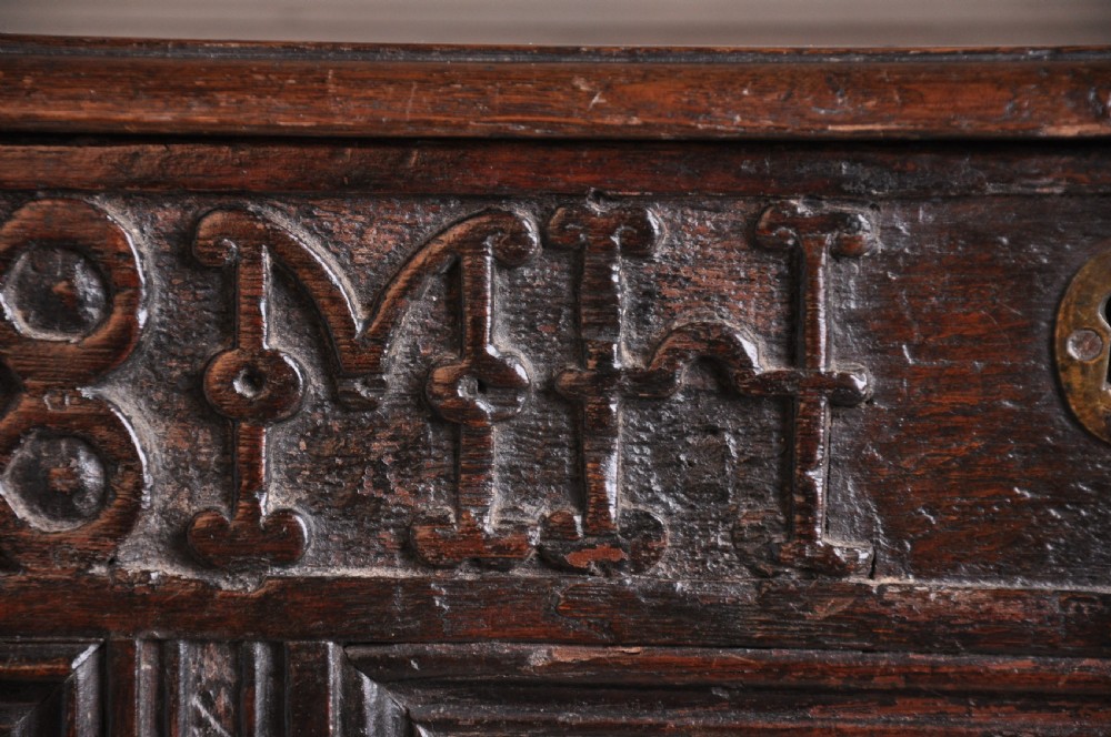 17th Century Oak Coffer View IV