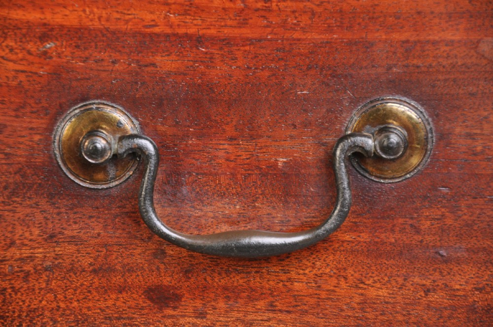 Fine 18th Century Mahogany Chest Of Drawers View IV