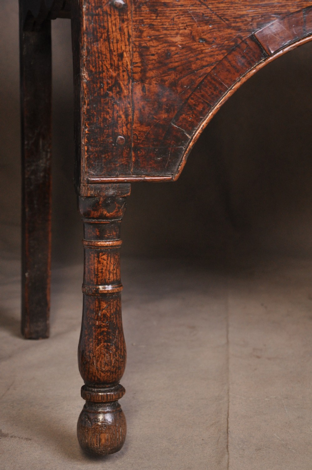 Early 18th Century Oak Dresser Base View IV