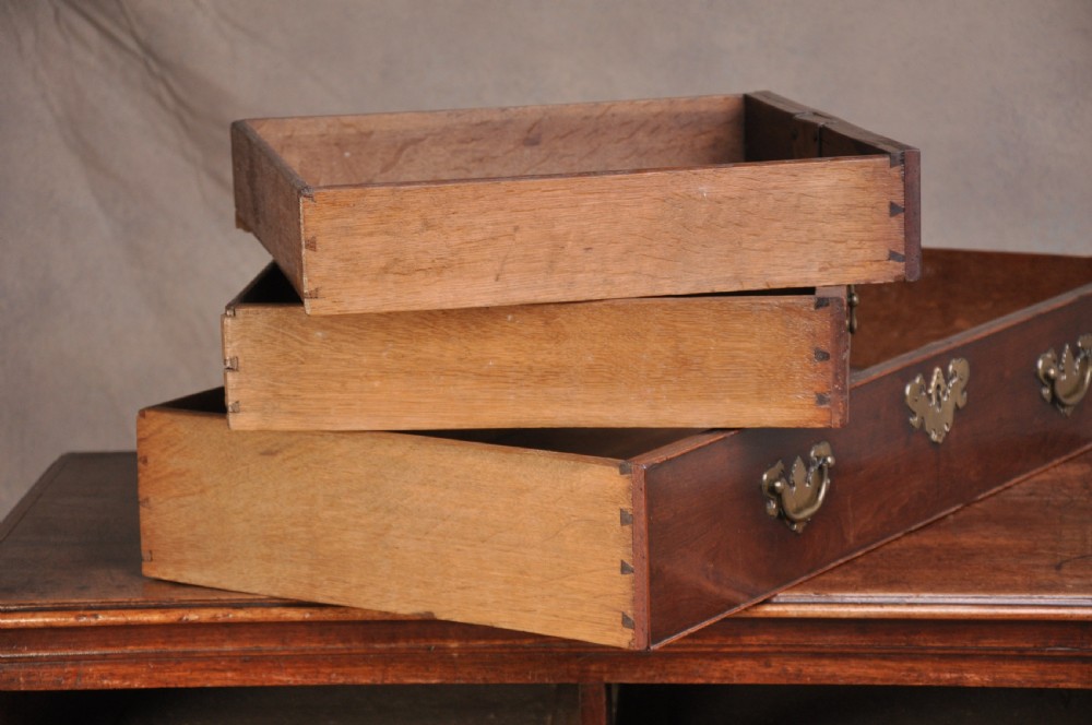 18th Century Mahogany Chest Of Drawers View IX