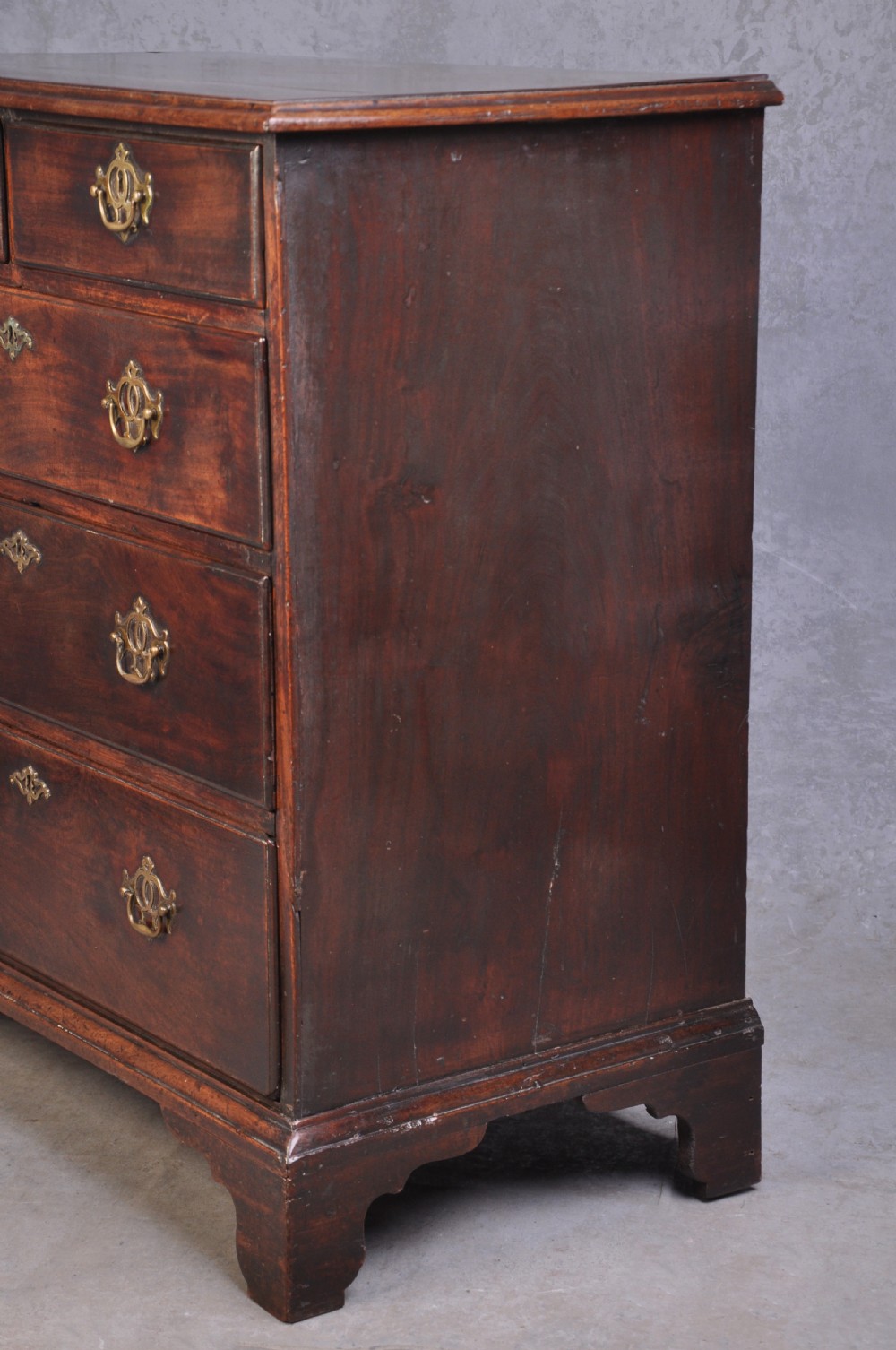 Small 18th Century Mahogany Chest Of Drawers View VII