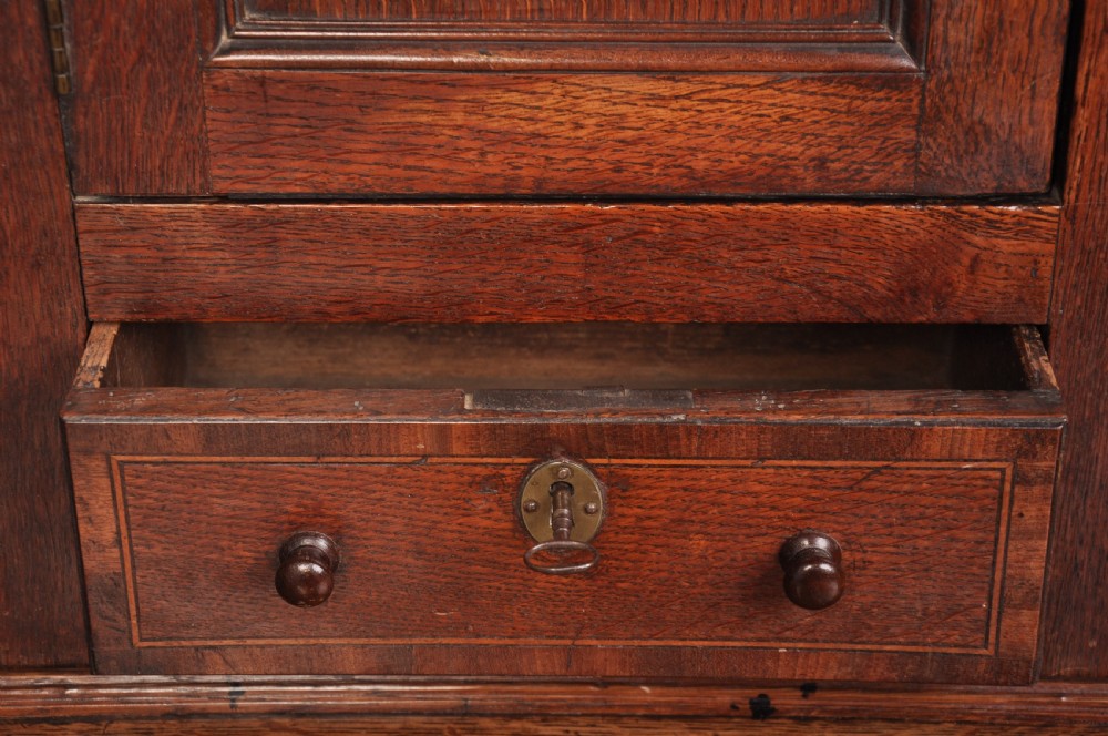 18th Century Oak Shropshire Dresser  View XII