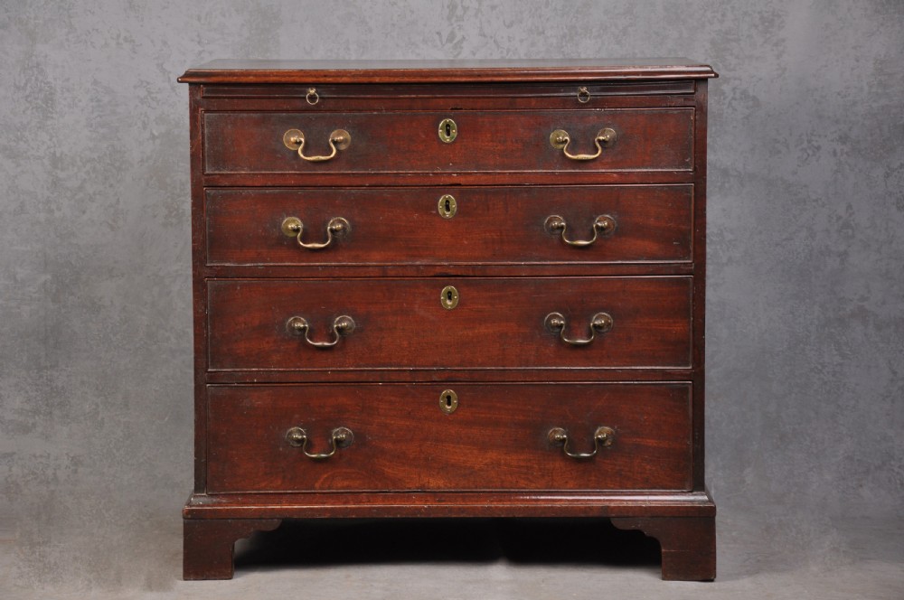 18th Century Mahogany Chest of Drawers 