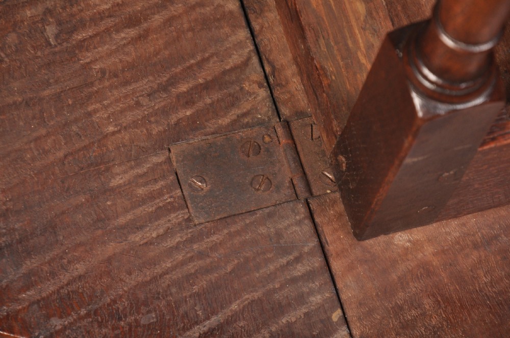 17th Century Figured Oak Gateleg Table View XI