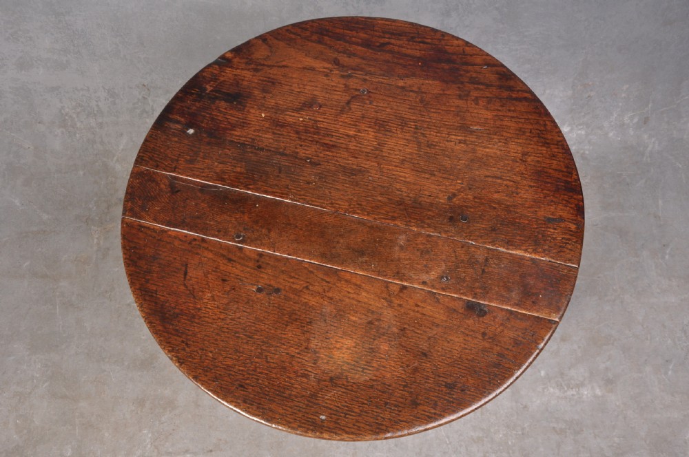 17th Century Oak Cricket Table View II