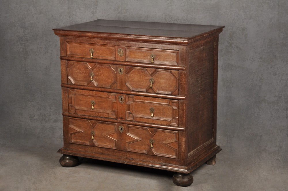 17th Century Oak Chest Of Drawers View III