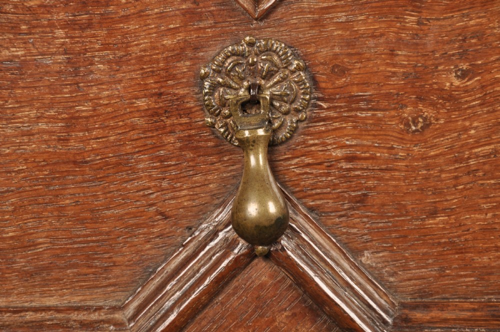 17th Century Oak Chest Of Drawers View IV