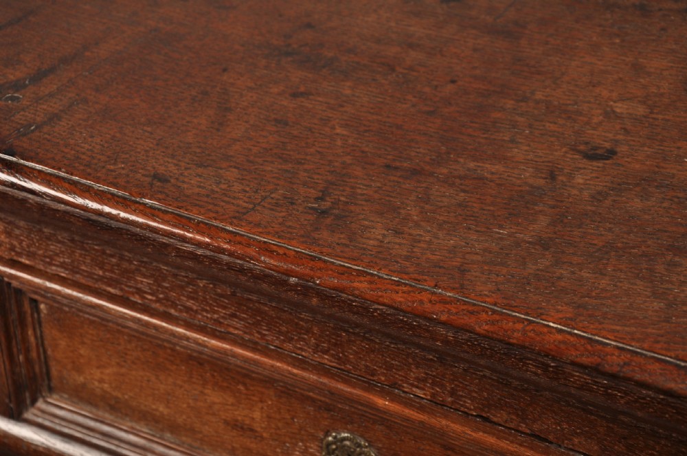 17th Century Oak Chest Of Drawers View VII
