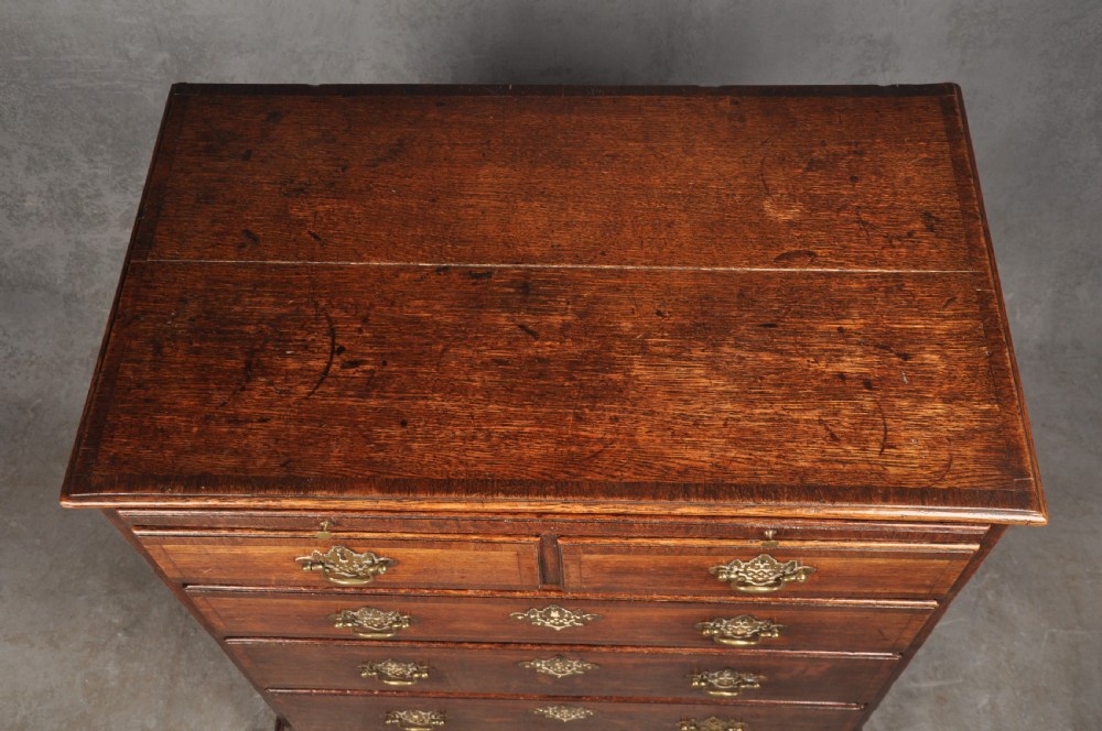 Small 18th Century Oak Chest Of Drawers  View IV