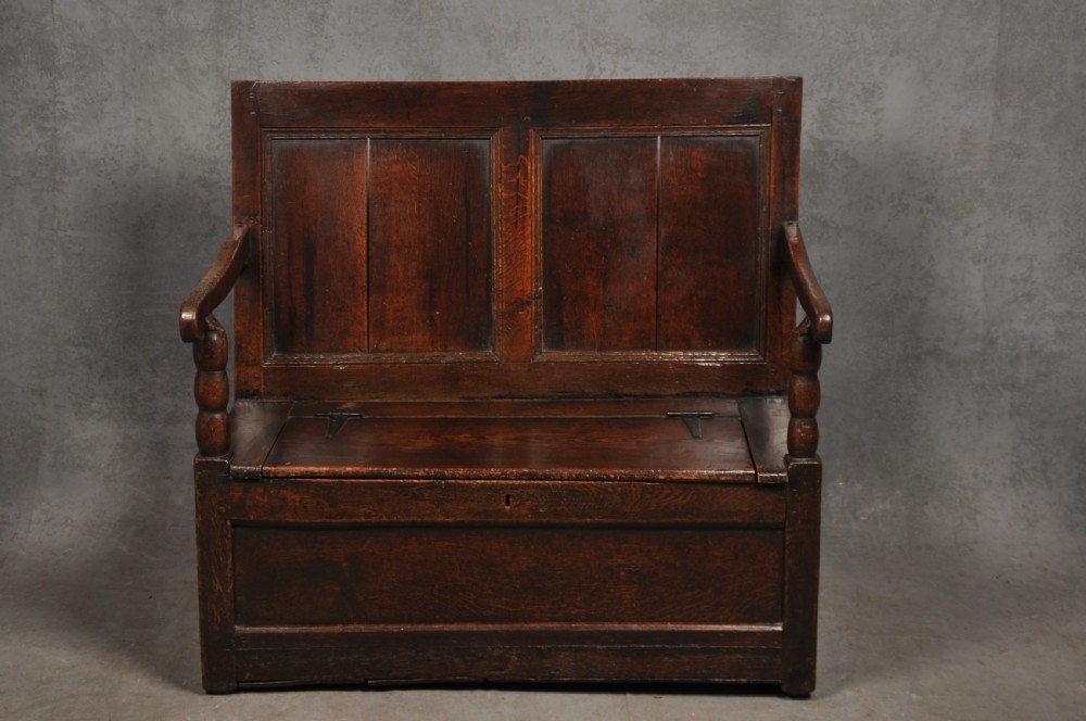 17th Century Oak Box Settle  View VI