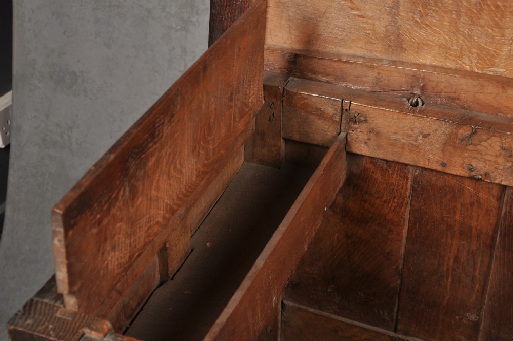 17th Century Oak Coffer View VII