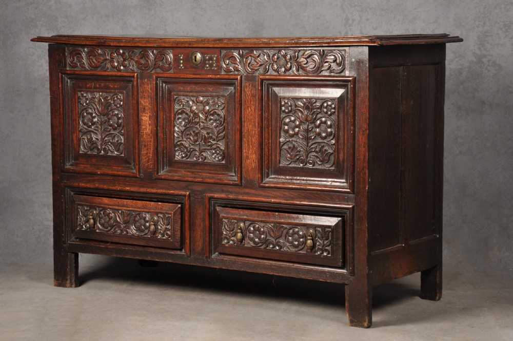 17th Century Oak Coffer View XII