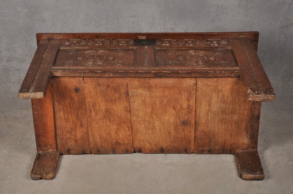 Small 17th Century Oak Coffer  View IX