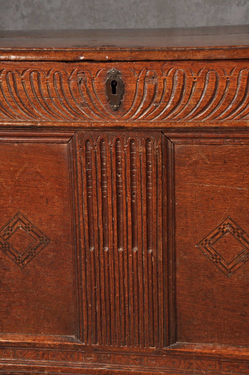 Small Early 17th Century Oak Coffer View VII
