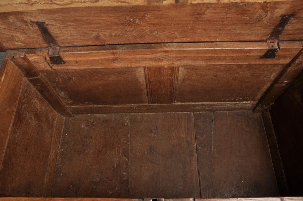 Small Early 17th Century Oak Coffer View X
