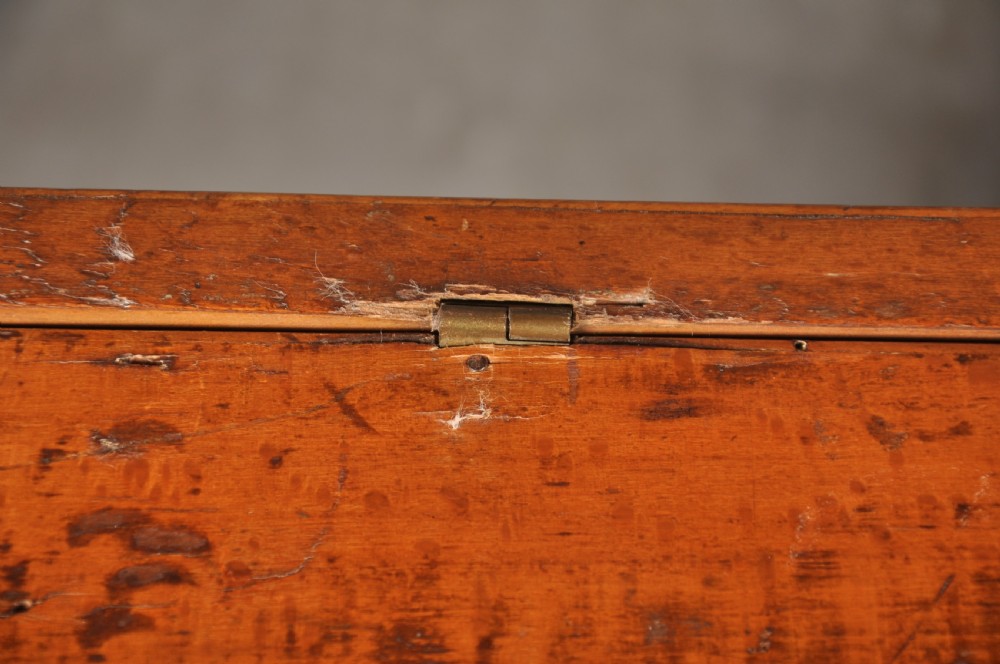 A rectangular 17th-century olive wood lace box featuring geometric oyster veneer marquetry on the lid and a brass keyhole escutcheon on the front. View VIII