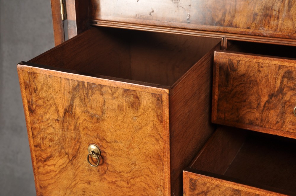 Fine Early 18th Century Walnut Cabinet On Chest View IX