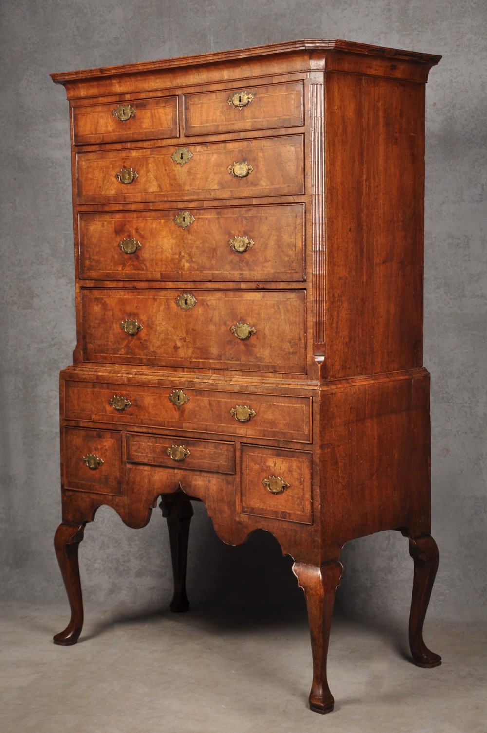 Fine Early 18th Century Walnut Chest On Stand View III