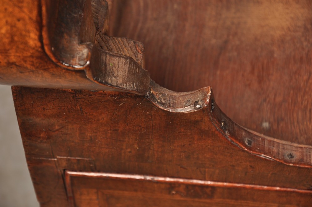Fine Early 18th Century Walnut Chest On Stand View XIII