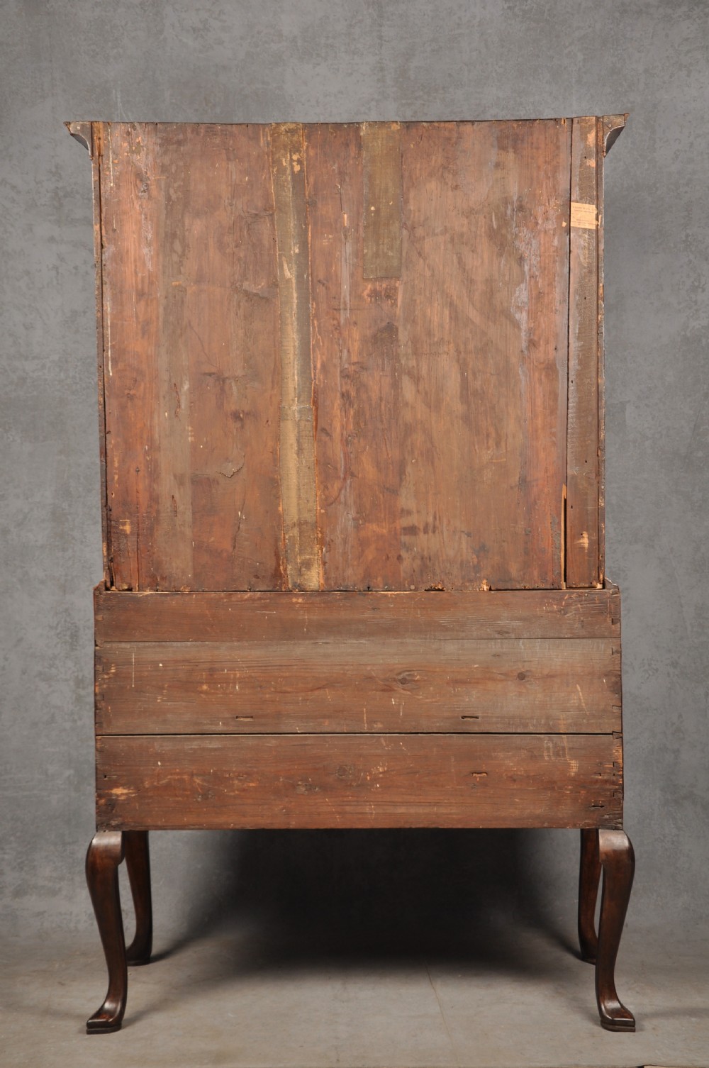 Fine Early 18th Century Walnut Chest On Stand View XVII