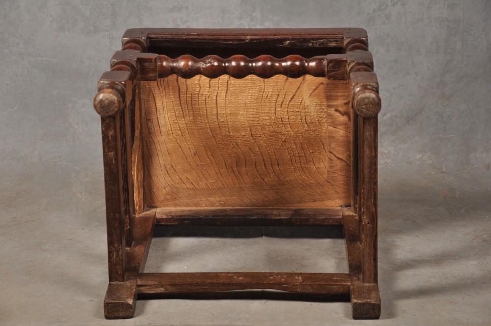 17th Century Oak Yorkshire chair View VII