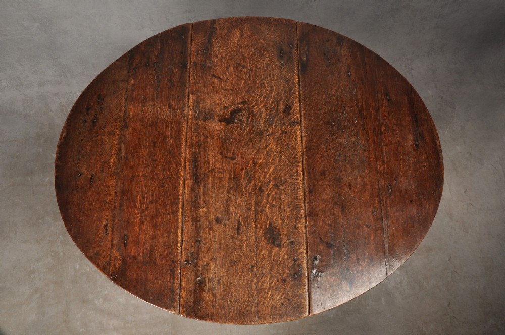 Small 17th Century Oak Gateleg Table View V