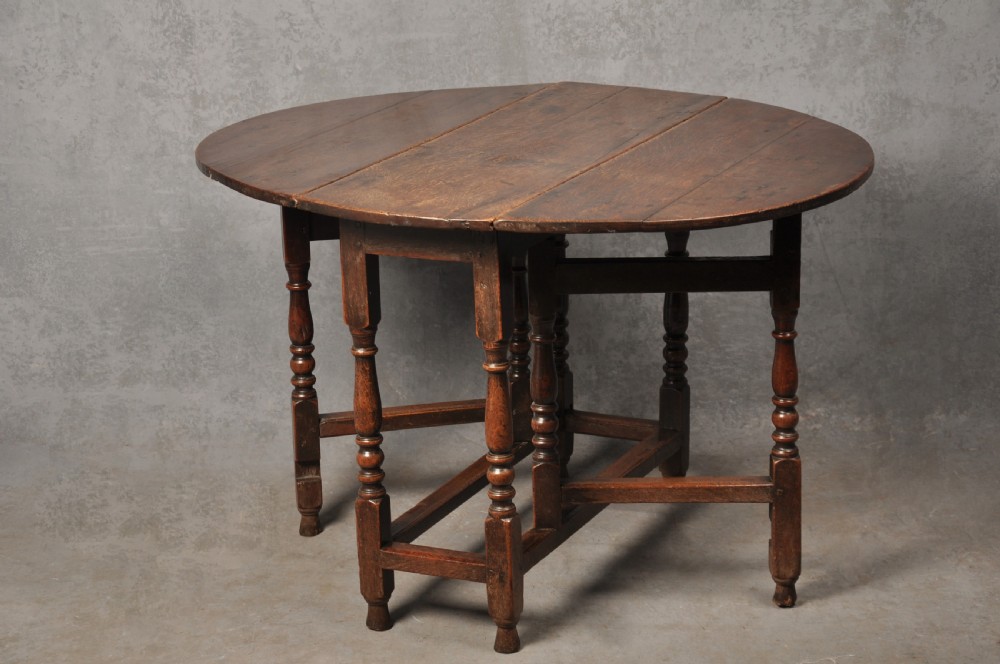 Small 17th Century Oak Gateleg Table View VII
