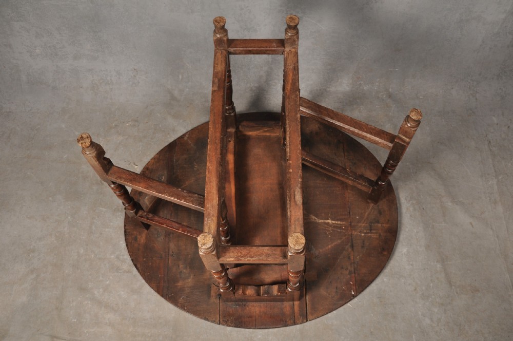 Small 17th Century Oak Gateleg Table View VIII
