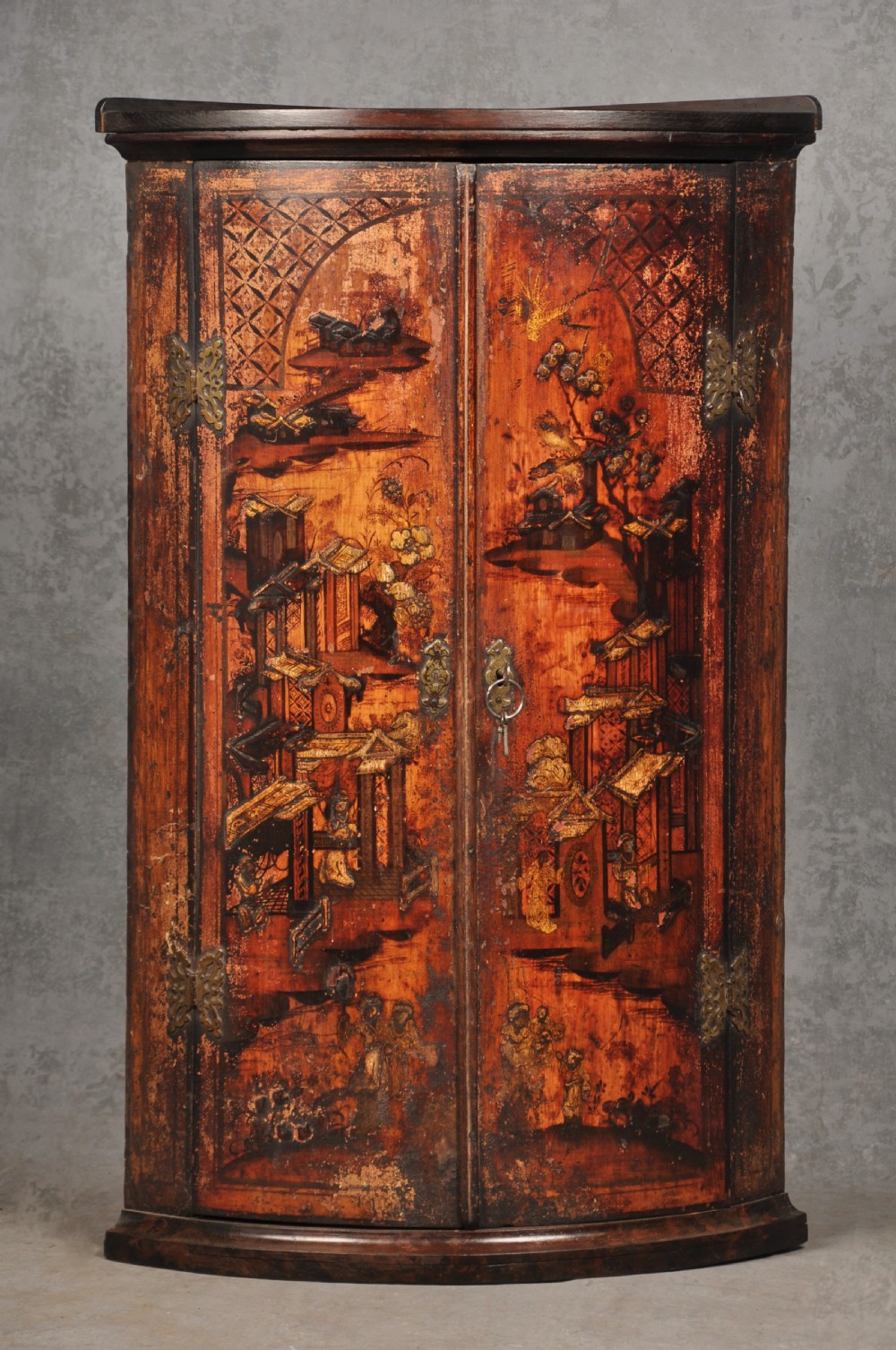 Early 18th Century Chinoiserie Corner Cupboard