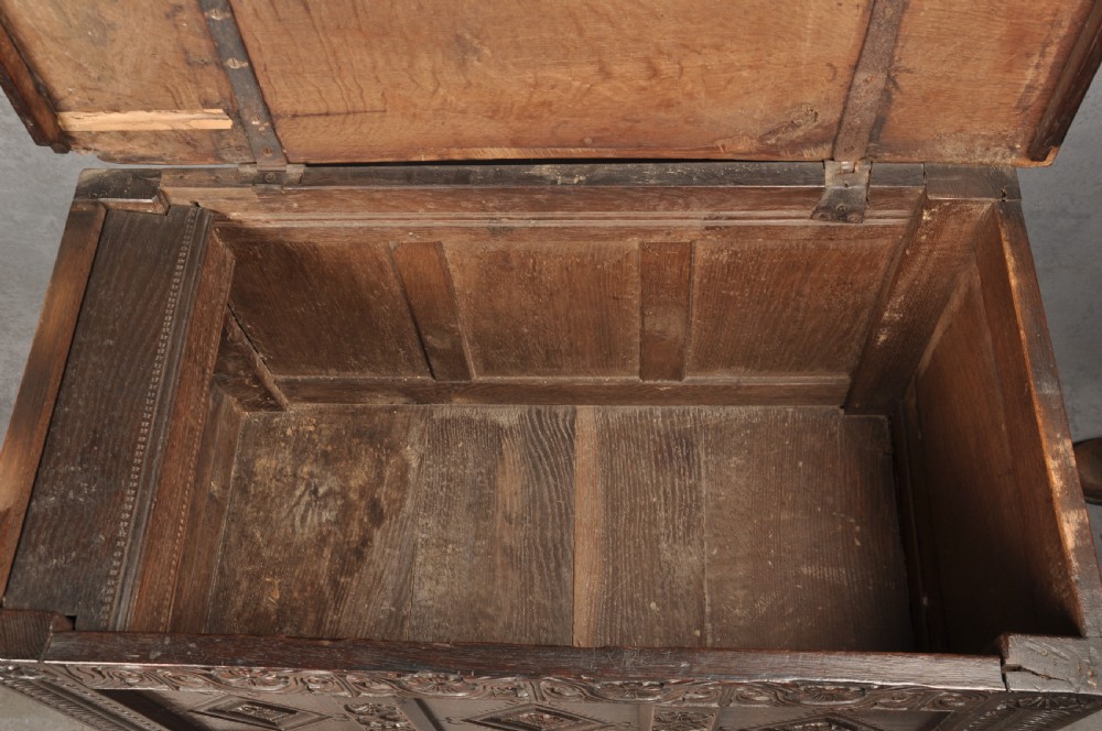 17th Century Yorkshire Coffer View XI