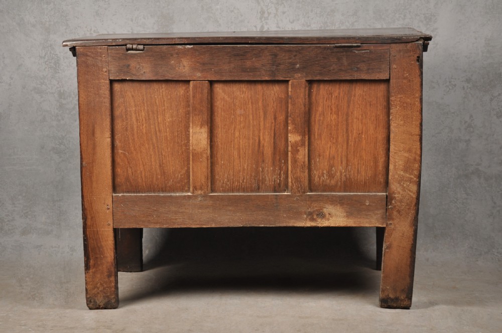 17th Century Yorkshire Coffer View XIII