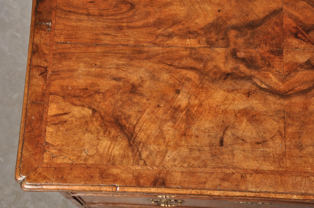 Small Early 18th Century Walnut Chest Of Drawers View V