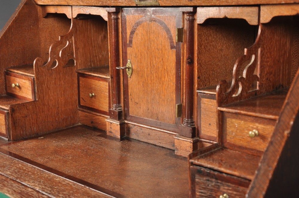 Early 18th Century Oak Bureau  View V