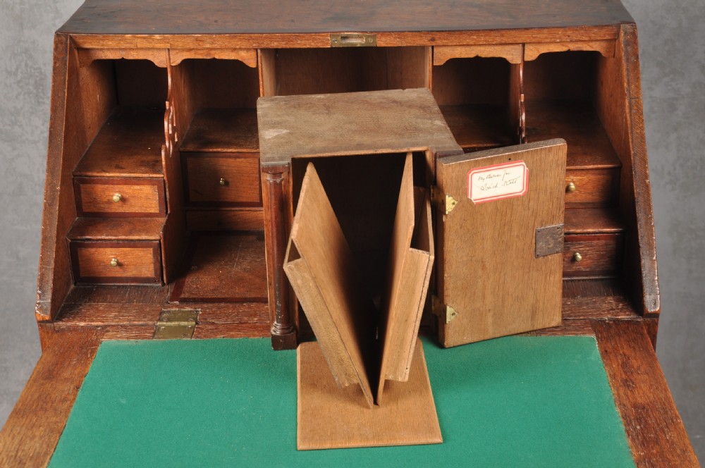 Early 18th Century Oak Bureau  View XII