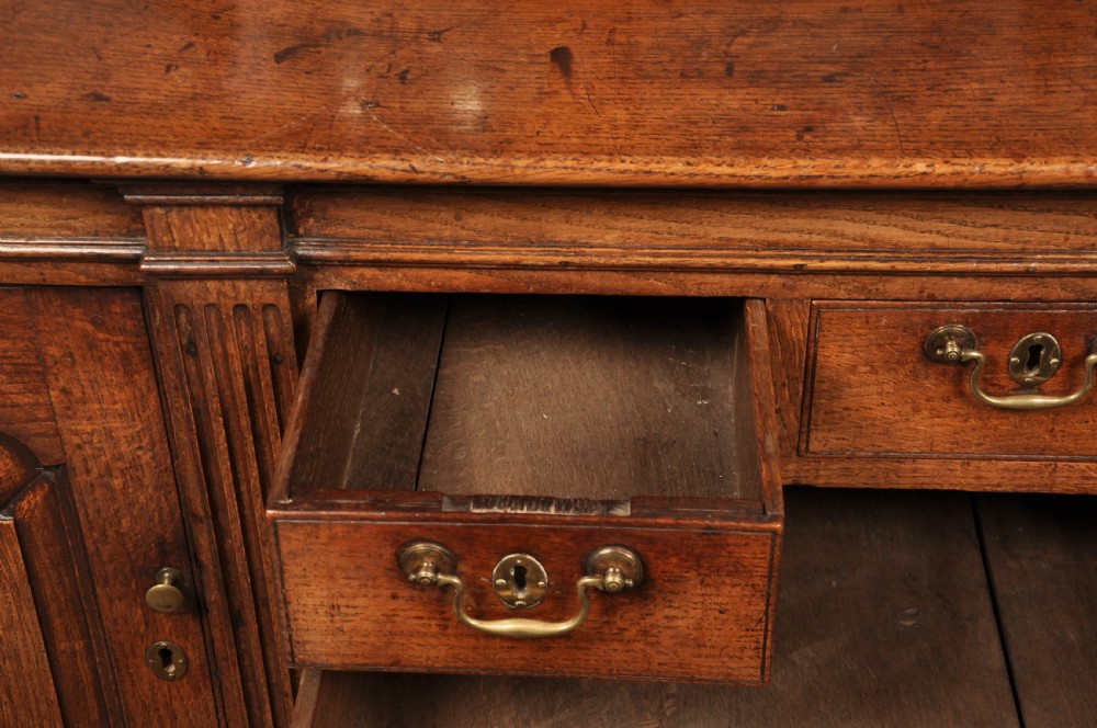 18th Century Oak Dresser  View VII