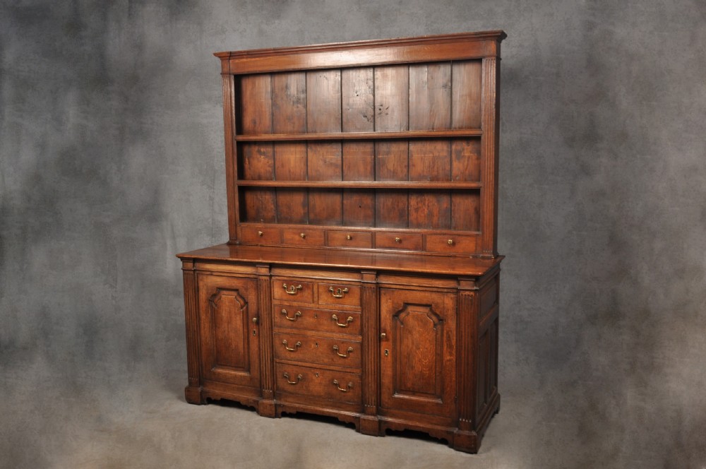 18th Century Oak Dresser  View XIV