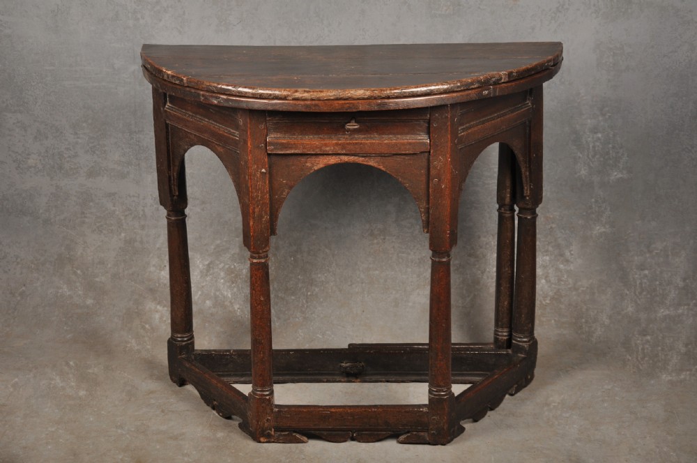 Early 17th Century Oak Credence Table 