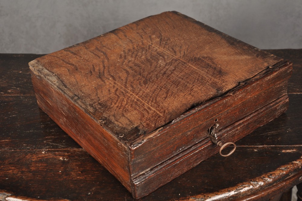 Early 17th Century Oak Credence Table  View V