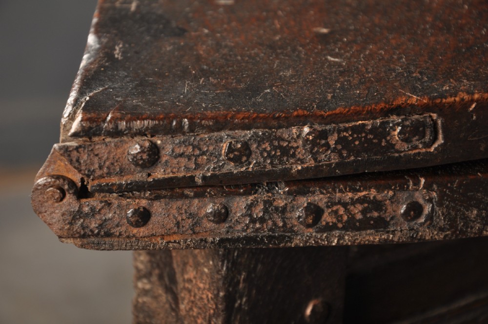 Early 17th Century Oak Credence Table  View XV