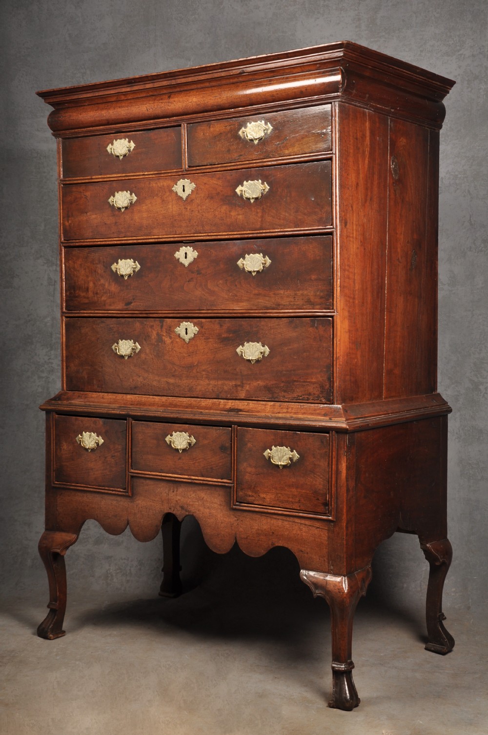 Early 18th Century Walnut Chest On stand View XIV